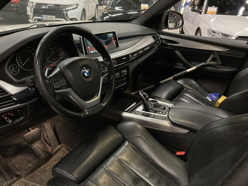 BMW X5 vaihtoauto