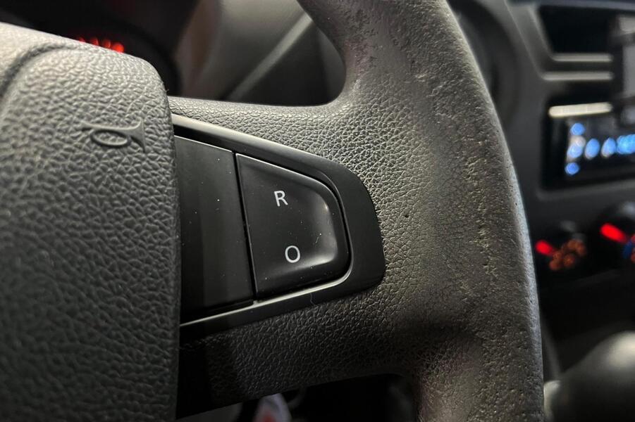 Nissan NV400 vaihtoauto