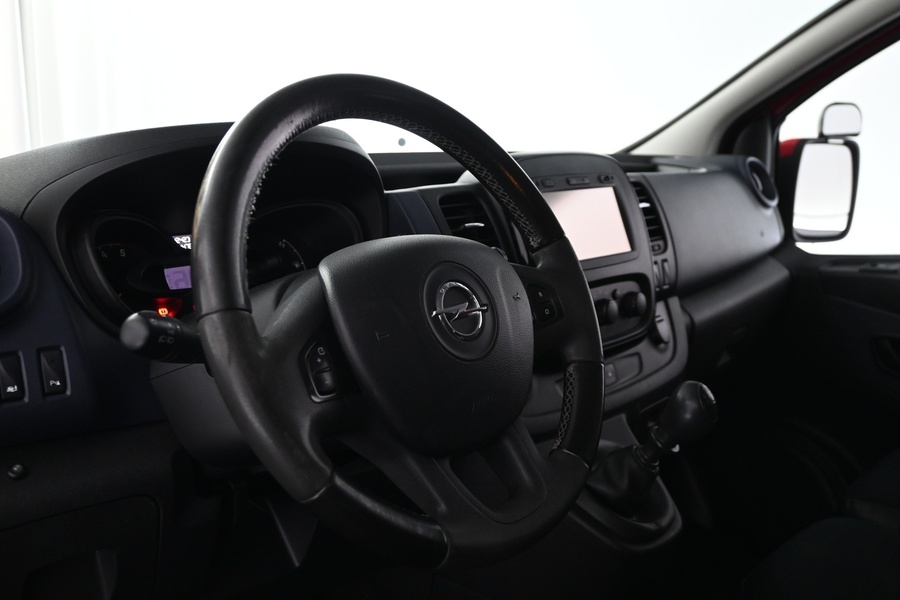 Opel Vivaro vaihtoauto