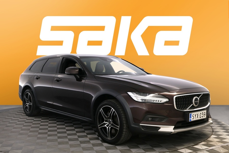 Volvo V90 Cross Country vaihtoauto