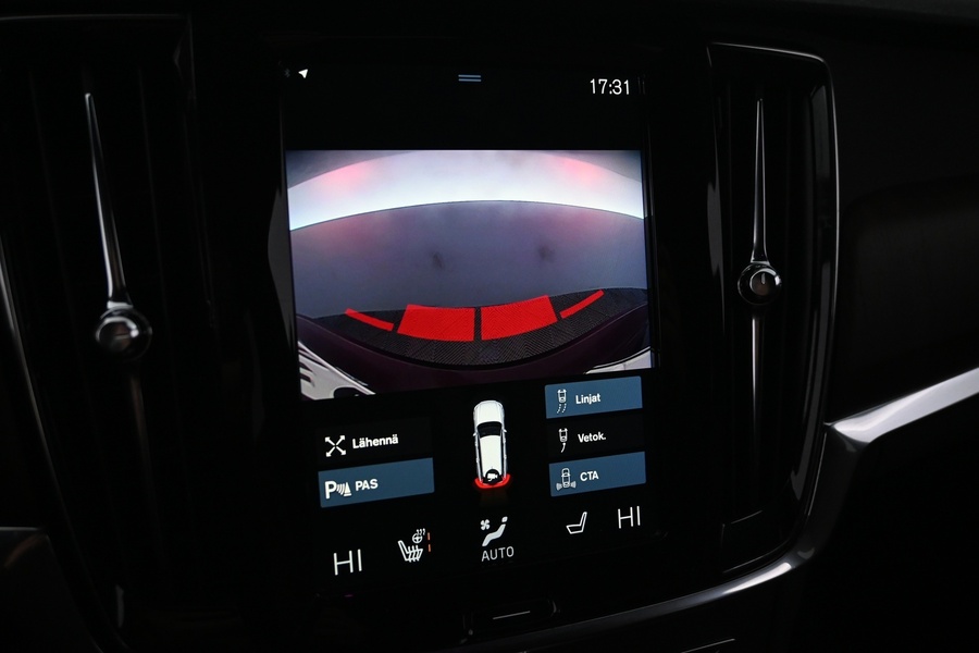 Volvo V90 Cross Country vaihtoauto