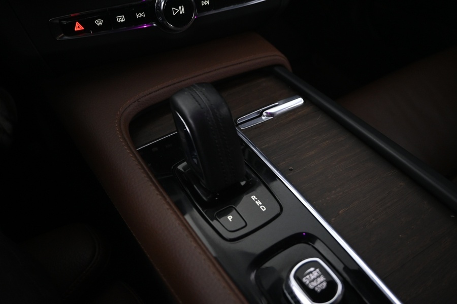 Volvo V90 Cross Country vaihtoauto