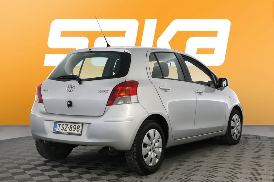 Toyota Yaris vaihtoauto