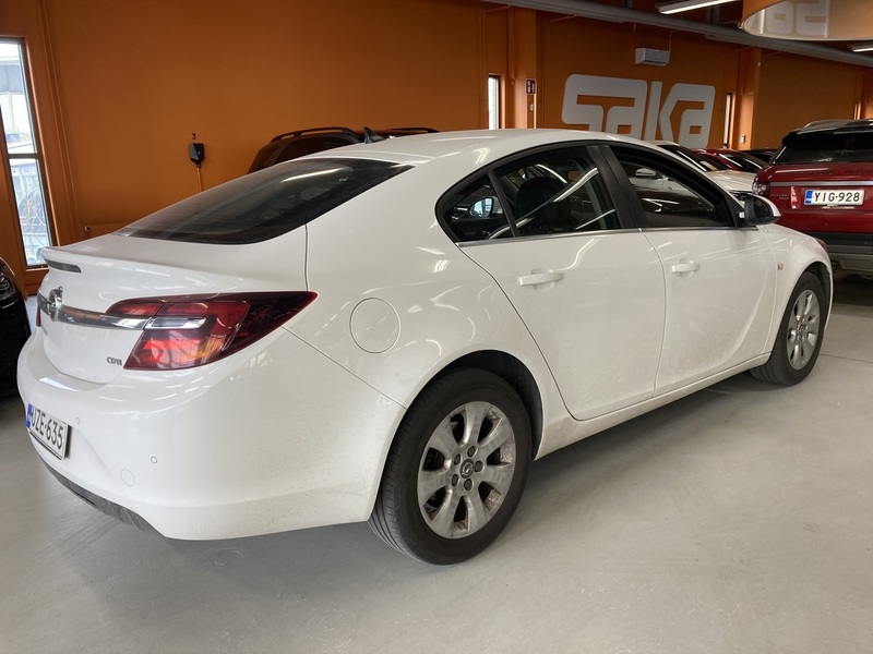 Opel Insignia vaihtoauto