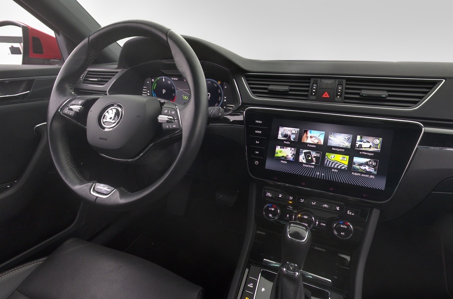 Skoda Superb vaihtoauto