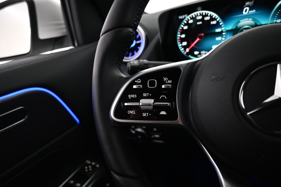 Mercedes-Benz EQA vaihtoauto