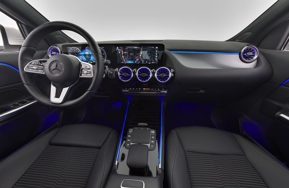 Mercedes-Benz EQA vaihtoauto