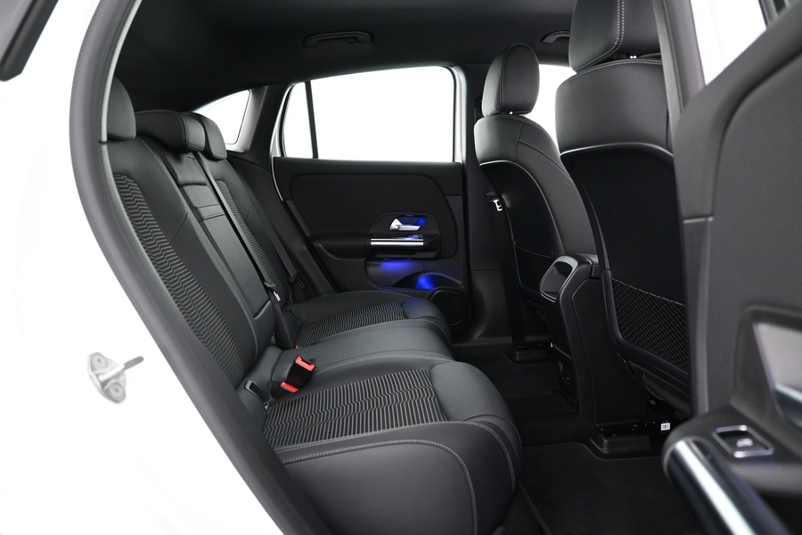 Mercedes-Benz EQA vaihtoauto