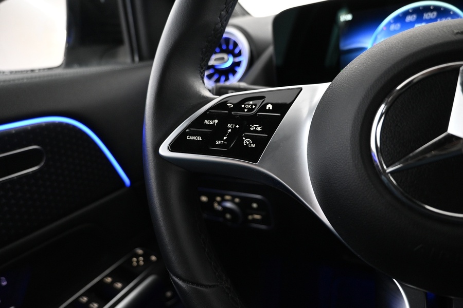 Mercedes-Benz EQA vaihtoauto