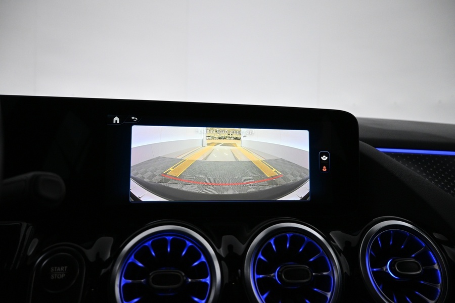 Mercedes-Benz EQA vaihtoauto