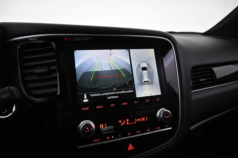 Mitsubishi Outlander PHEV vaihtoauto