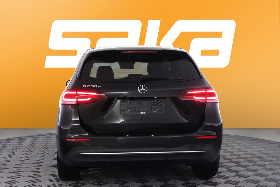 Mercedes-Benz B vaihtoauto