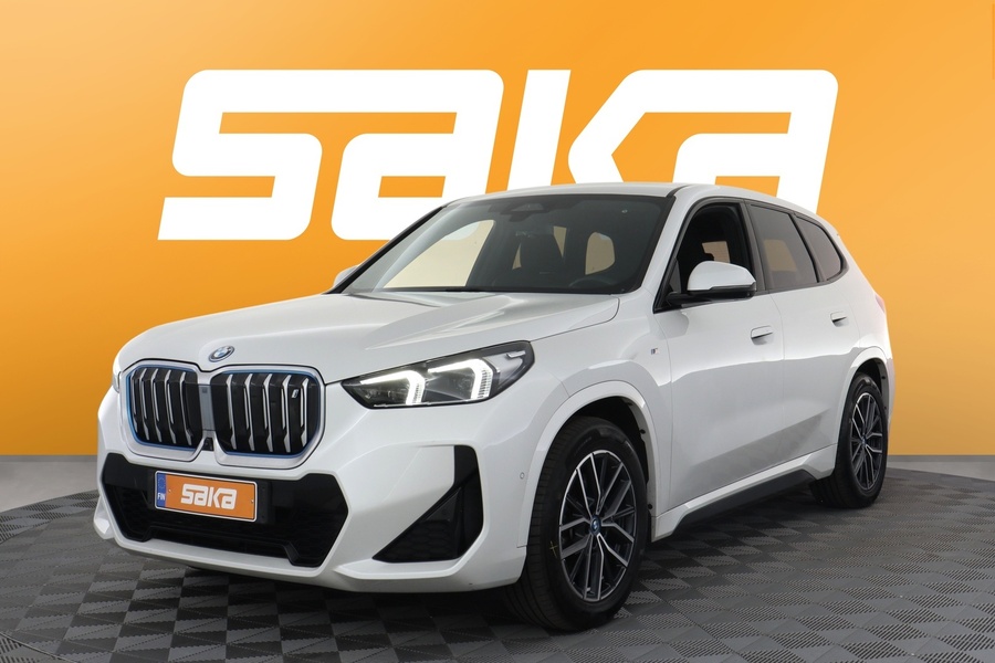 BMW iX1 vaihtoauto