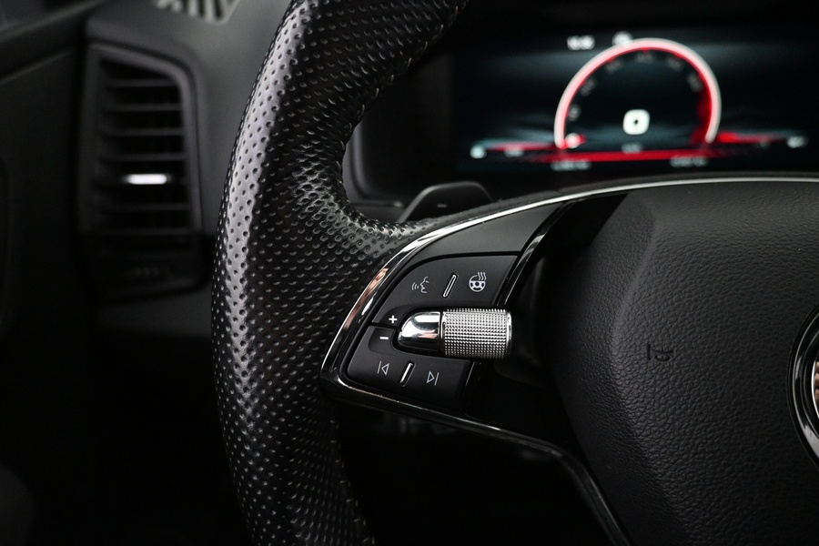 Skoda Karoq vaihtoauto