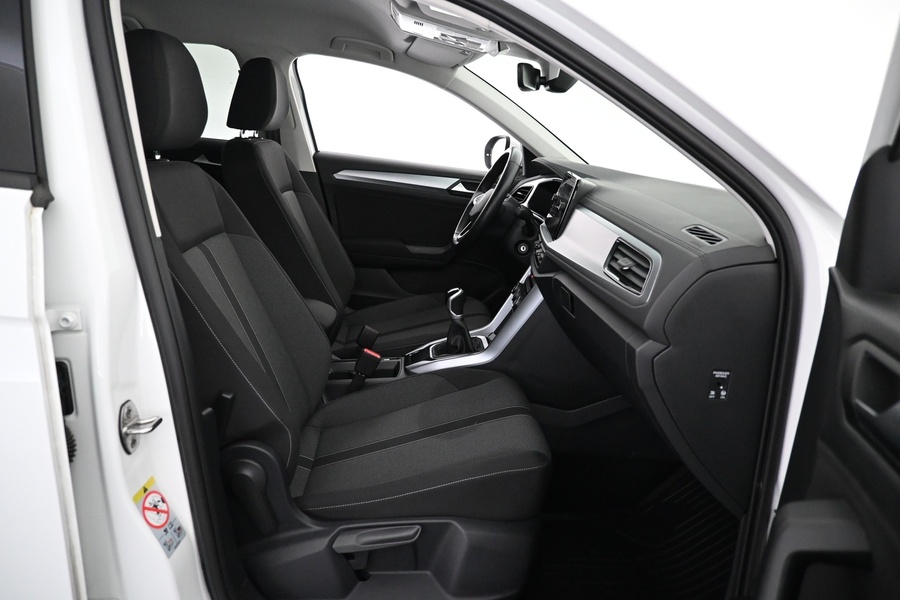 Volkswagen T-Roc vaihtoauto