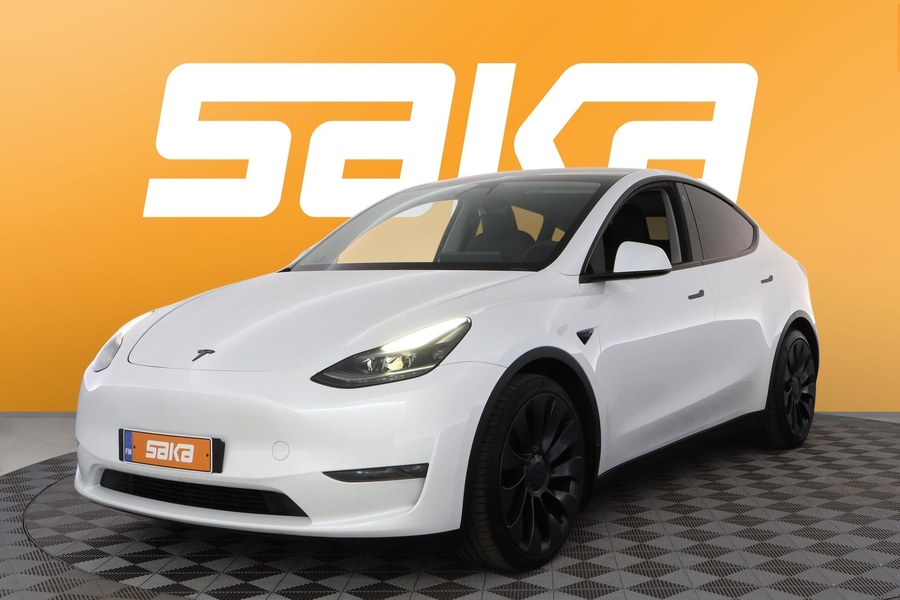 Tesla Model Y vaihtoauto