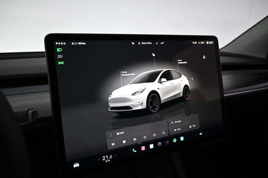 Tesla Model Y vaihtoauto