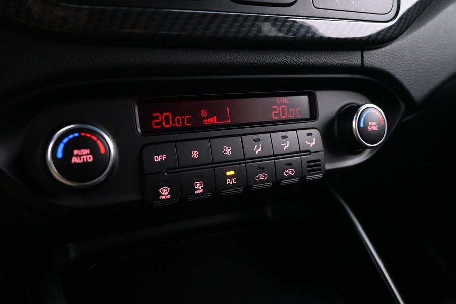 Kia Carens vaihtoauto