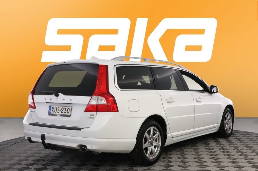 Volvo V70 vaihtoauto