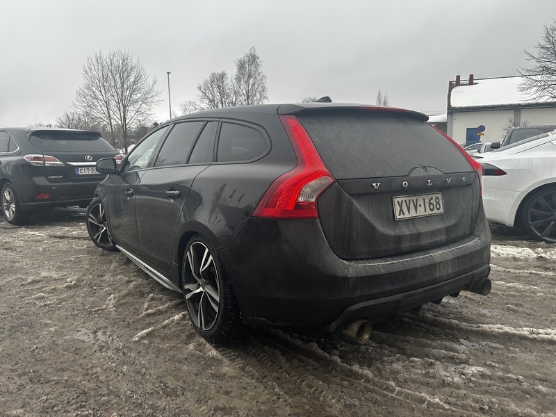 Volvo V60 vaihtoauto