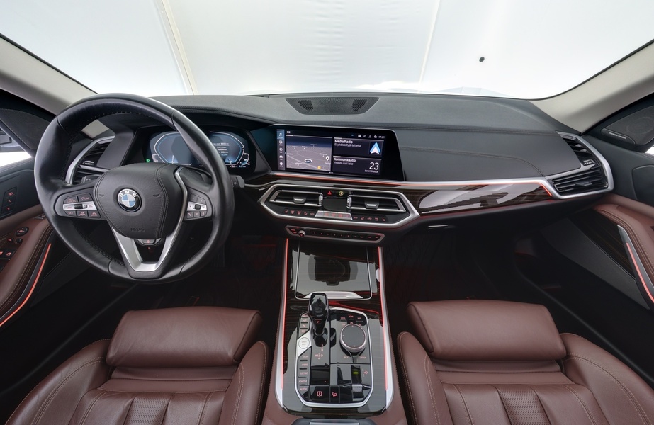 BMW X5 vaihtoauto