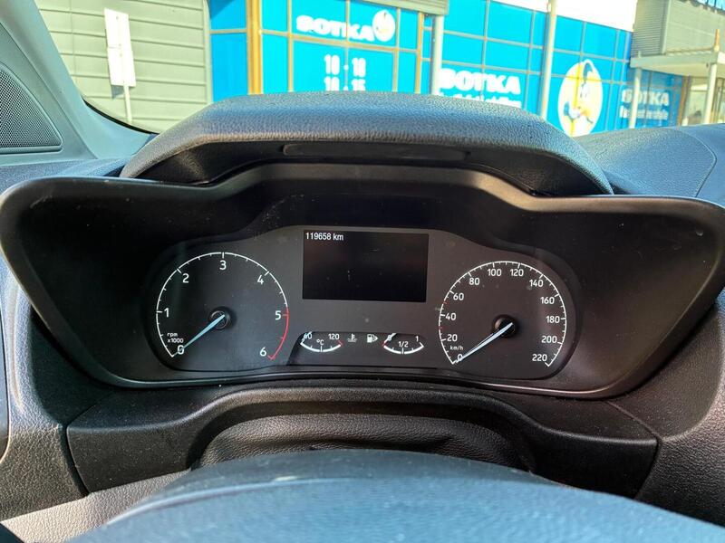 Ford Transit Connect vaihtoauto