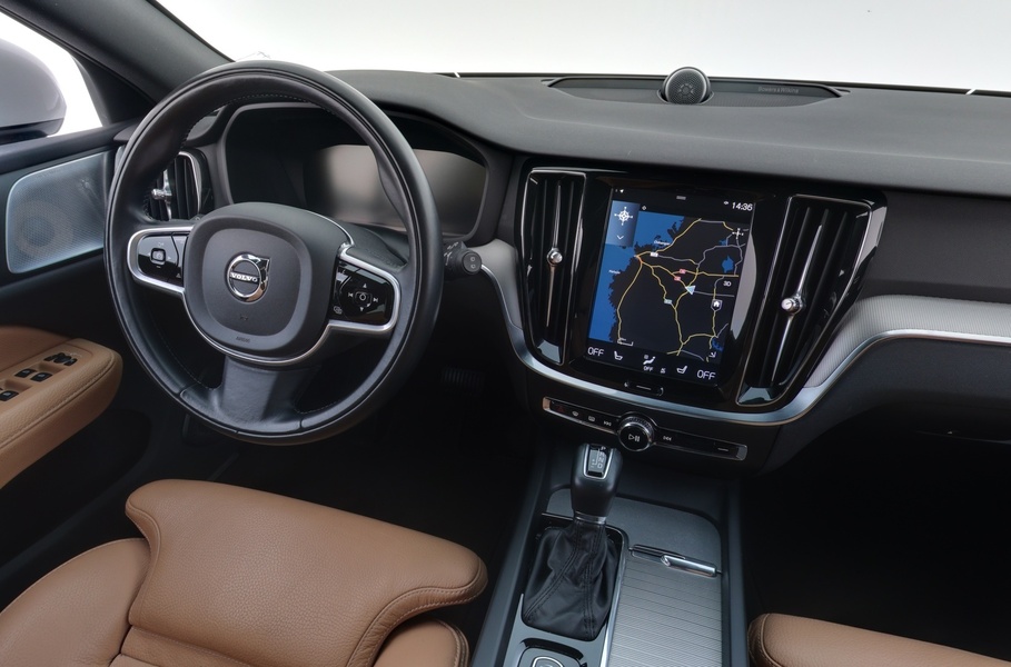 Volvo V60 Cross Country vaihtoauto