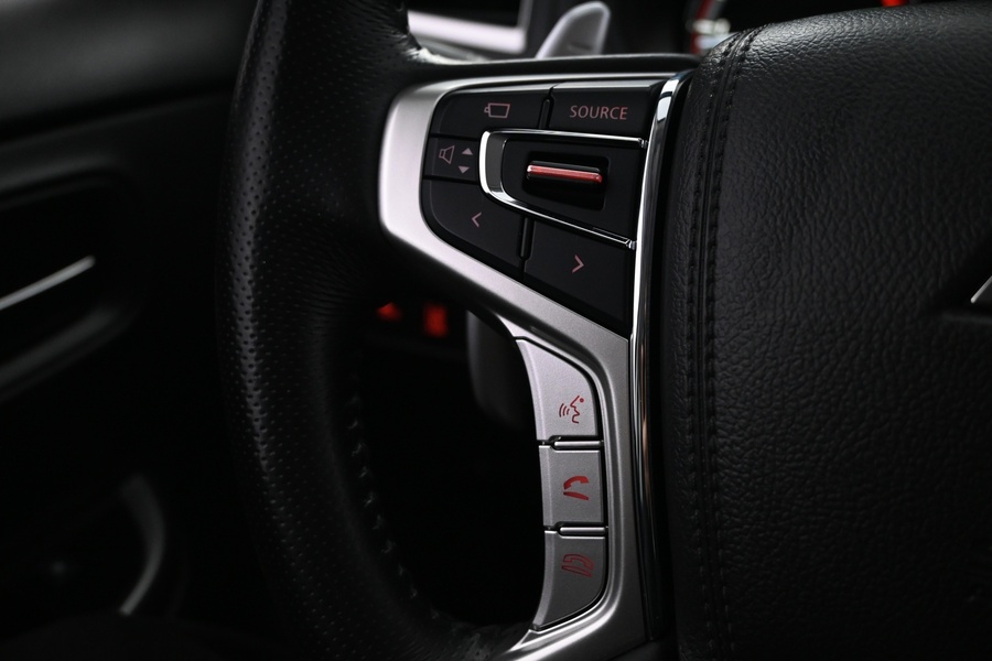 Mitsubishi L200 vaihtoauto