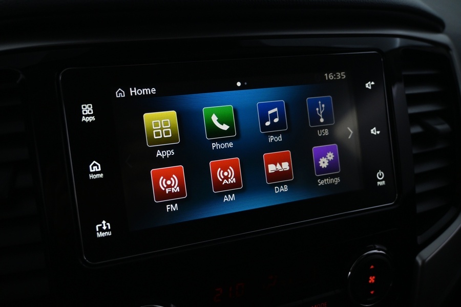 Mitsubishi L200 vaihtoauto