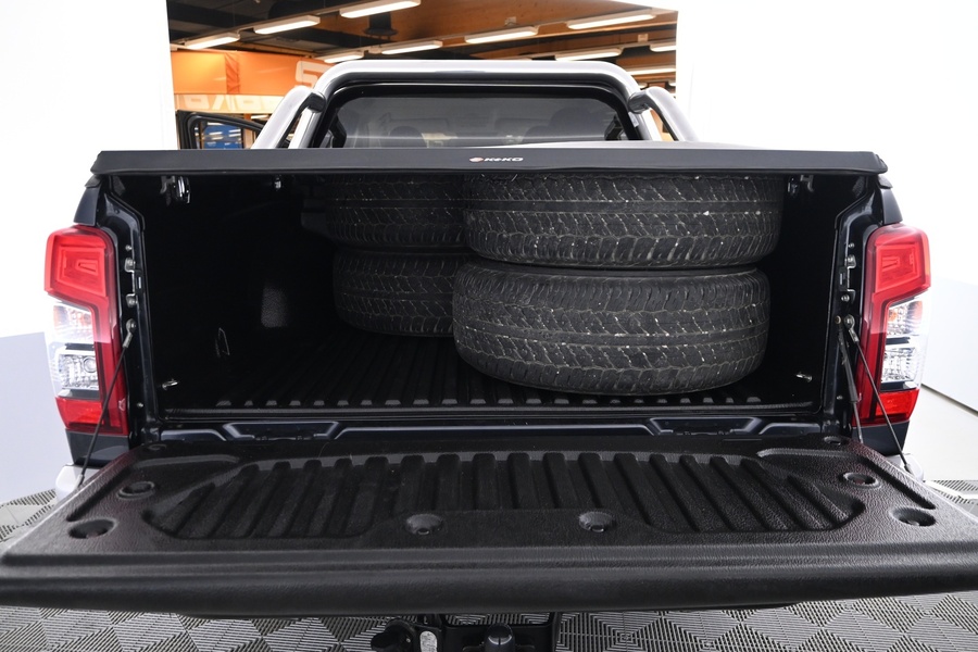 Mitsubishi L200 vaihtoauto