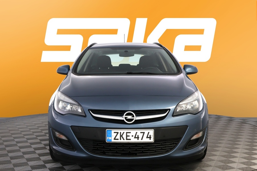 Opel Astra vaihtoauto