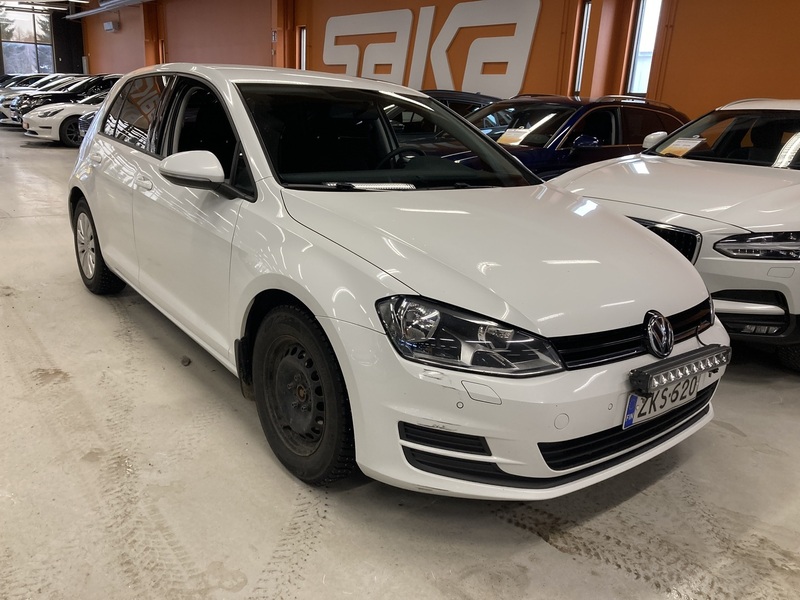 Volkswagen Golf vaihtoauto