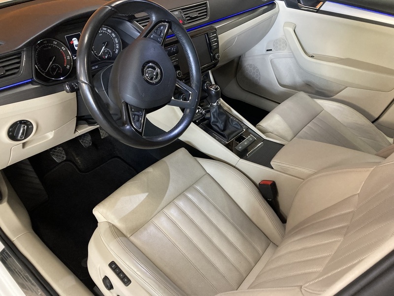 Skoda Superb vaihtoauto