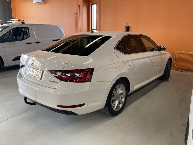 Skoda Superb vaihtoauto