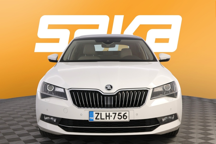 Skoda Superb vaihtoauto