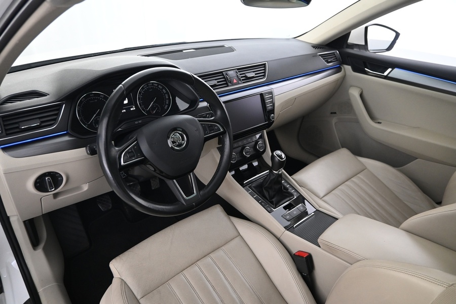 Skoda Superb vaihtoauto