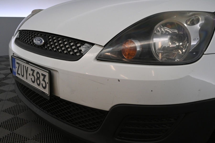 Ford Fiesta vaihtoauto