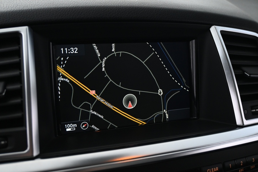 Mercedes-Benz ML vaihtoauto