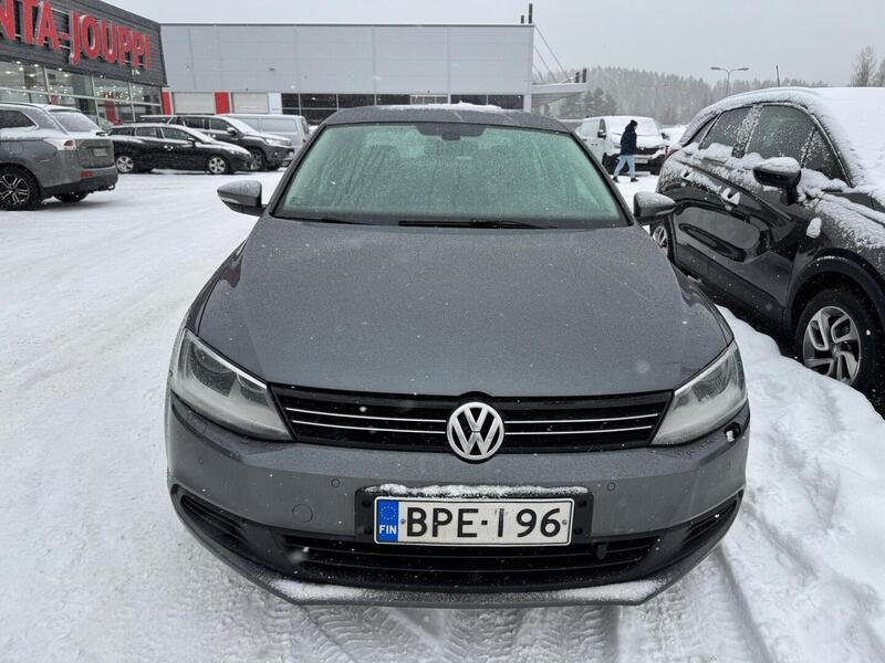 Volkswagen Jetta vaihtoauto