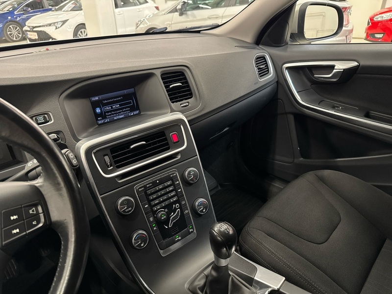 Volvo V60 vaihtoauto