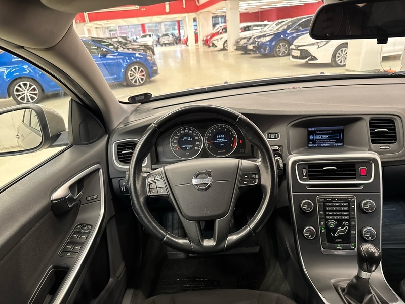 Volvo V60 vaihtoauto