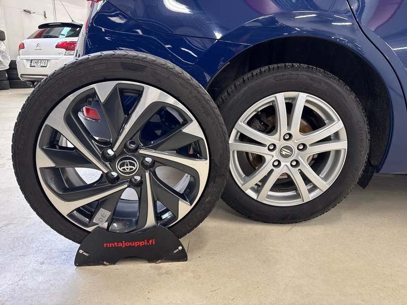 Toyota Corolla vaihtoauto