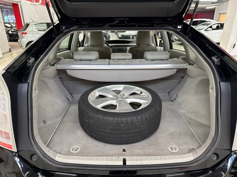 Toyota Prius vaihtoauto