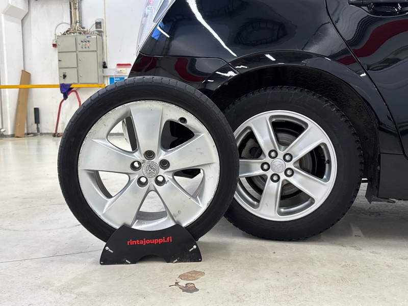 Toyota Prius vaihtoauto