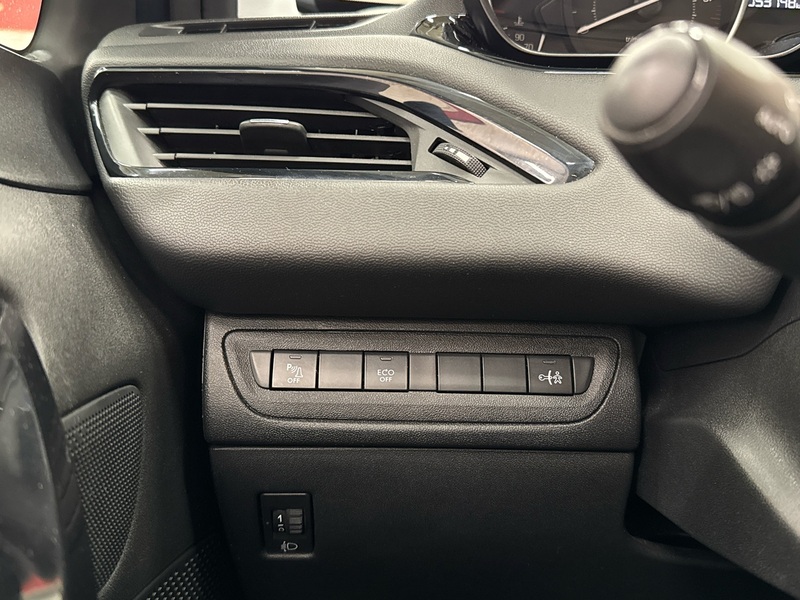 Peugeot 208 vaihtoauto