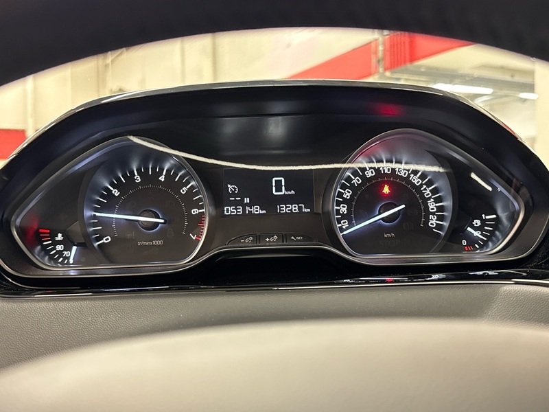 Peugeot 208 vaihtoauto