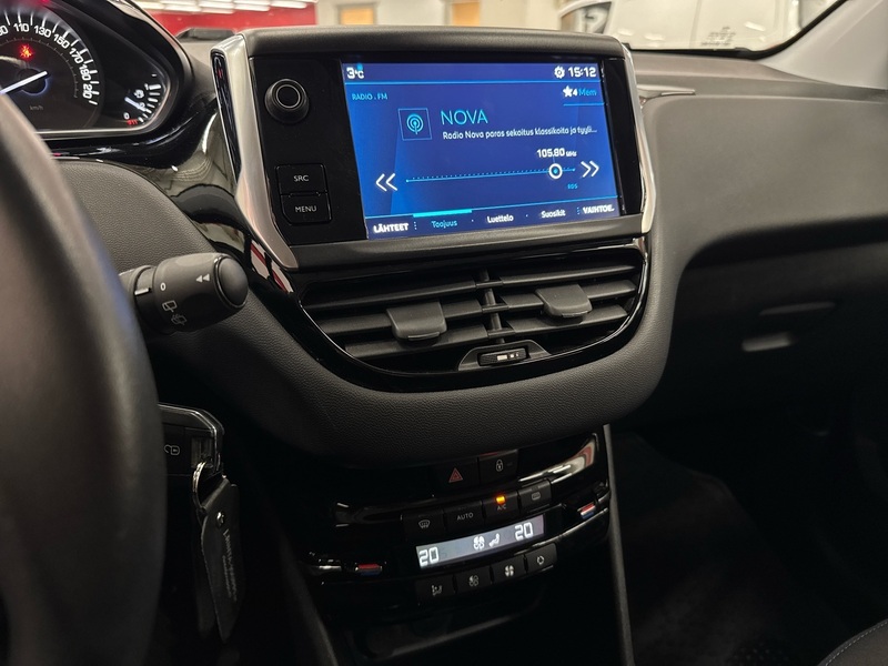 Peugeot 208 vaihtoauto