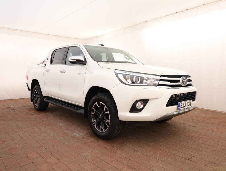Toyota Hilux vaihtoauto