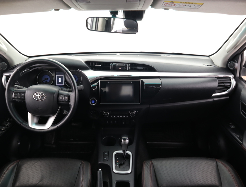 Toyota Hilux vaihtoauto