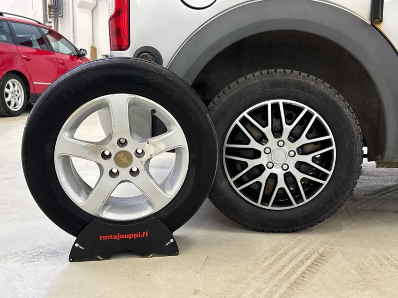 Ford Transit Connect vaihtoauto